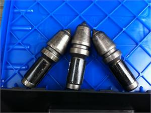 Резцы RL-08 Kennametal грейдер CAT-140M и ДЗ-98.