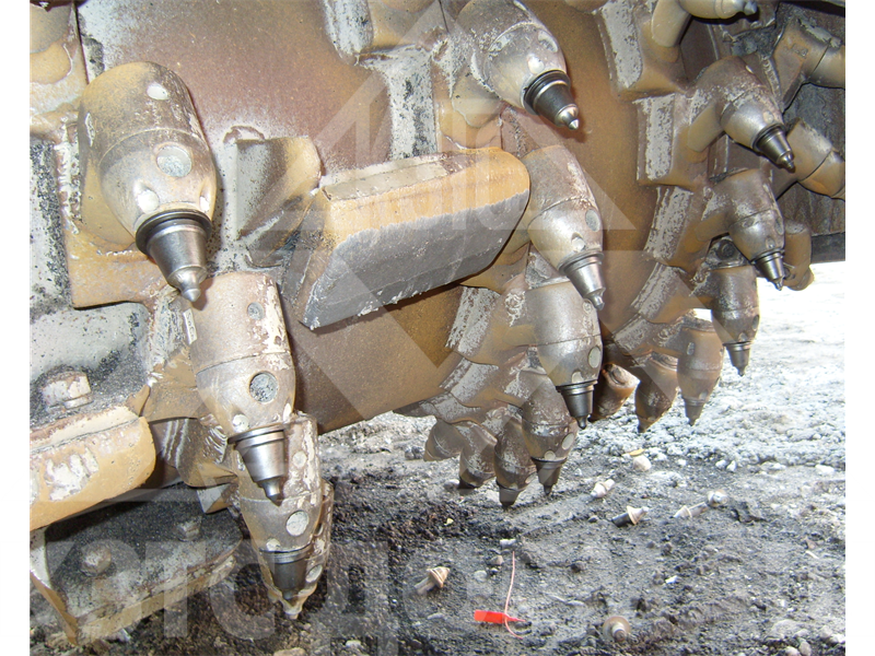 Резцы для фрезы. Резец дорожной фрезы wirtgen 2682808. Резец виртген 5. Резцы для фрезы. Резцы для фрезы.